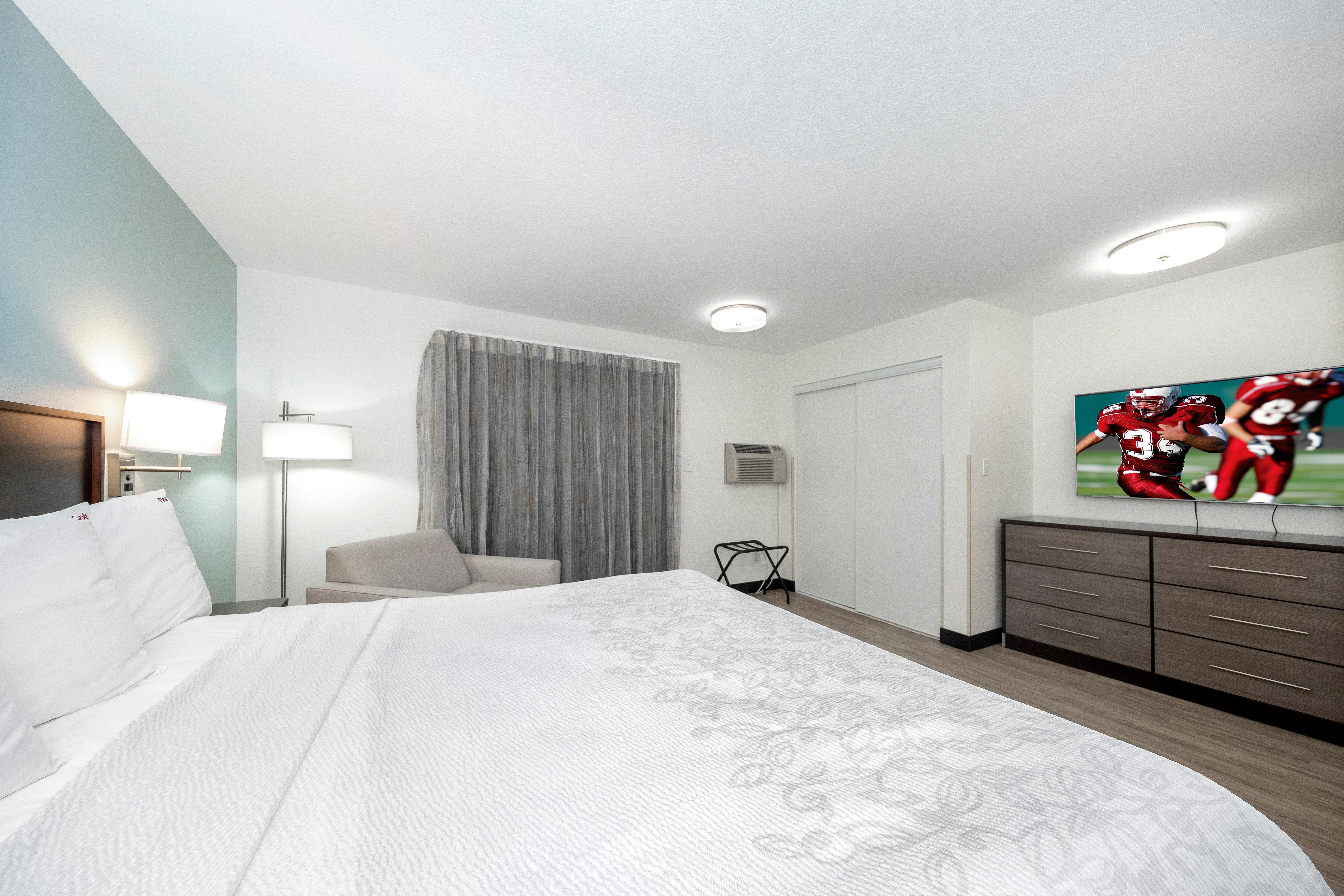 เรด รูฟ พลัส+ แอนด์ สวีท เนเปิลส์ ดาวน์ทาวน์ - ฟิฟธ์ อเวนิว เซาท์ Hotel ภายนอก รูปภาพ