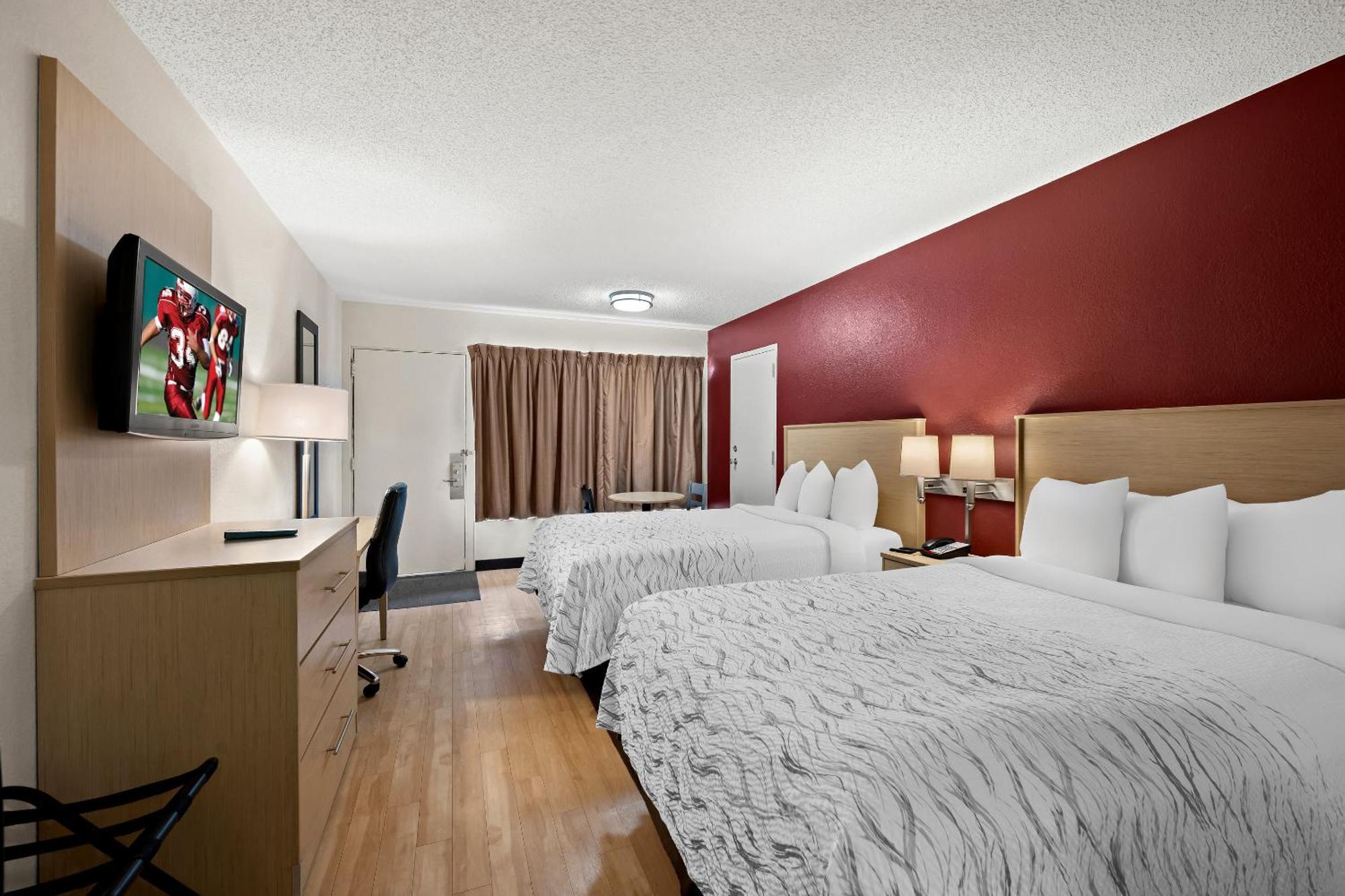 เรด รูฟ พลัส+ แอนด์ สวีท เนเปิลส์ ดาวน์ทาวน์ - ฟิฟธ์ อเวนิว เซาท์ Hotel ภายนอก รูปภาพ
